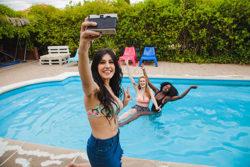Ter piscina em casa vale mesmo a pena?